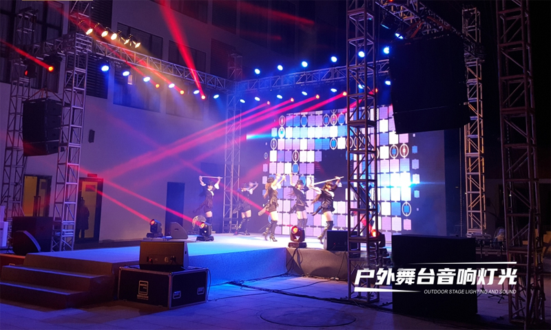 戶外舞臺(tái)燈光音響設(shè)備租賃 戶外舞臺(tái)燈光音響設(shè)備租賃